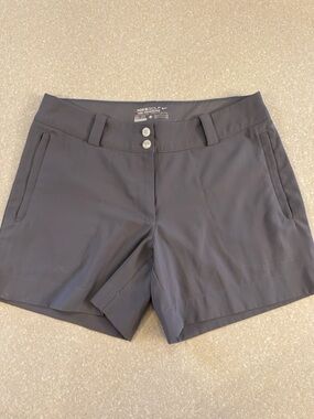 Nike Golf Shorts Grey Women’s Sz 6